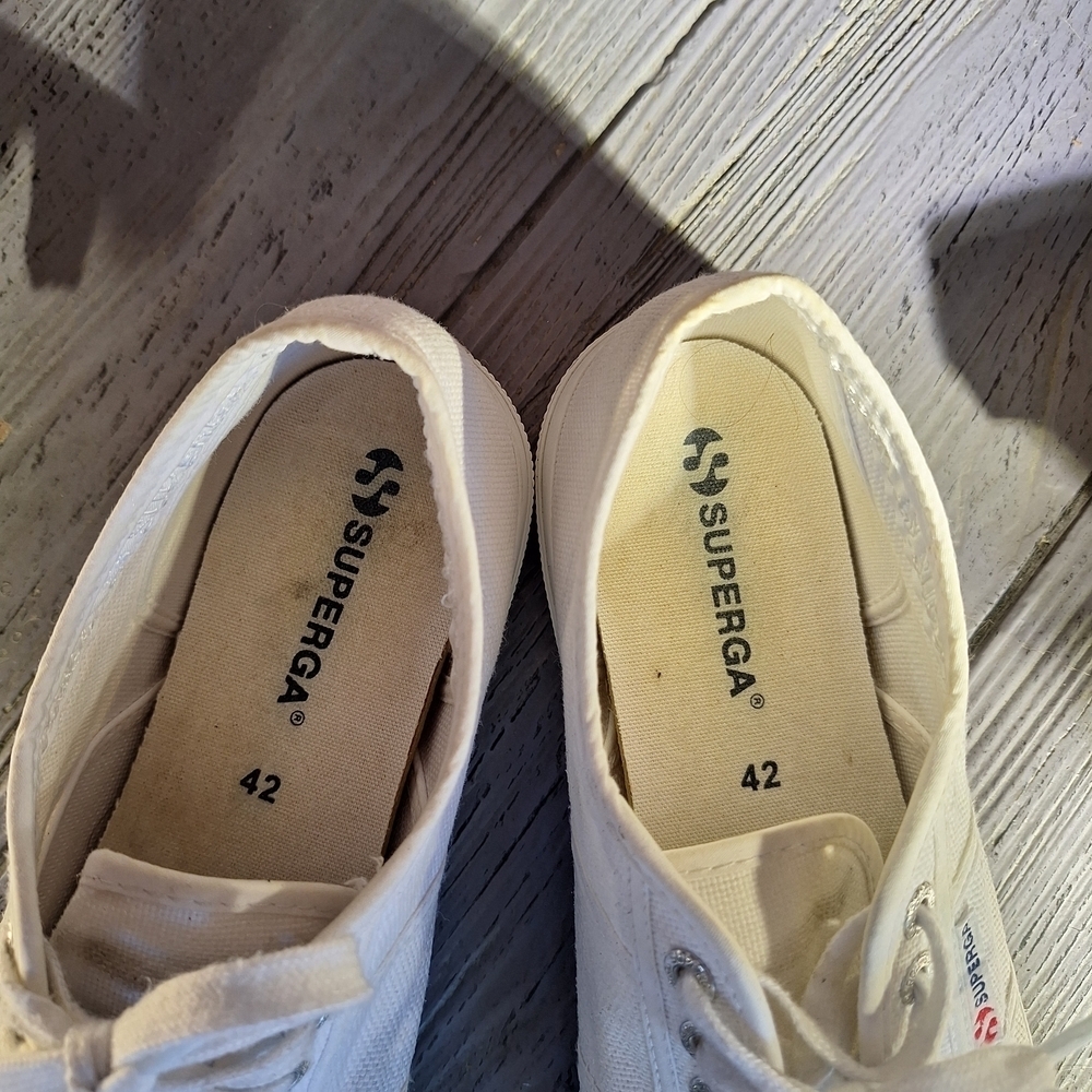 Superga Men's 9/Womens 10 1/2 White Canvas Sneakers Unisex - Picture 6 of 14